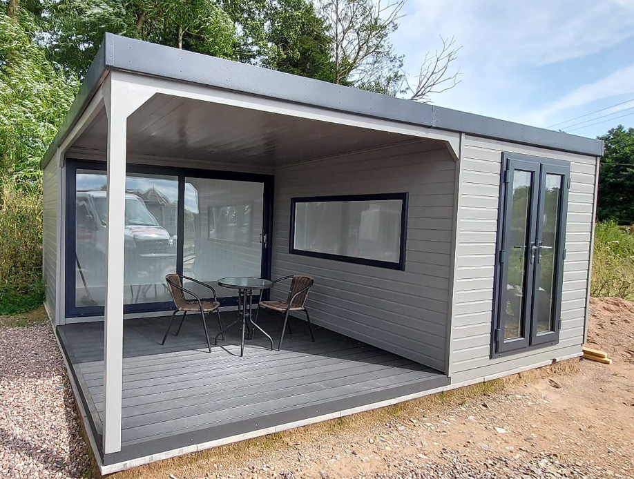 Dalbury-Canopy-Elite-Garden-Room-Range-